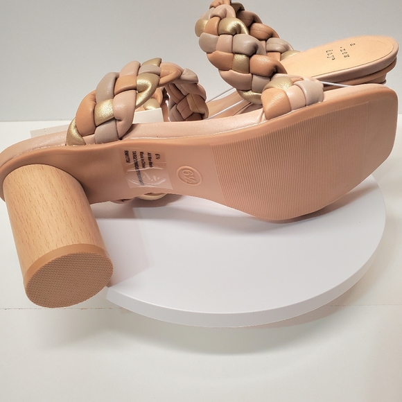 A new day basil heels sandals 👡 - Picture 5 of 7